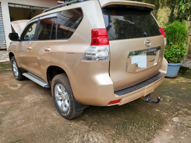 Toyota Land Cruiser Prado, Voitures, Conakry