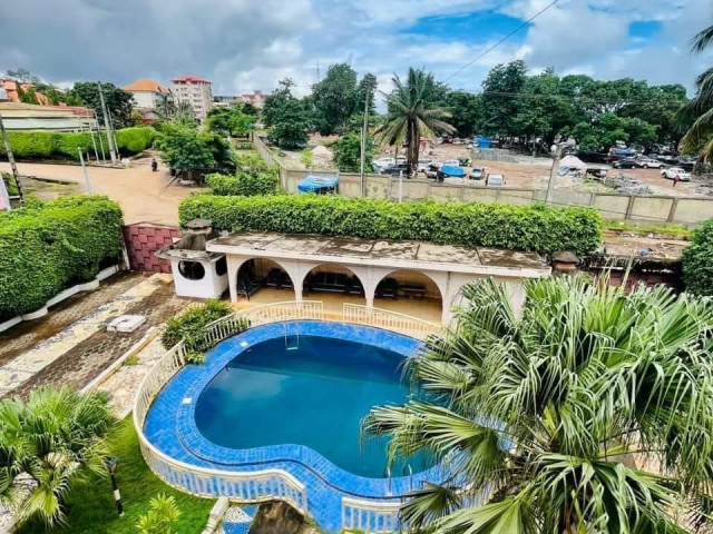 Bâtiment à Kipé, Maisons, Conakry