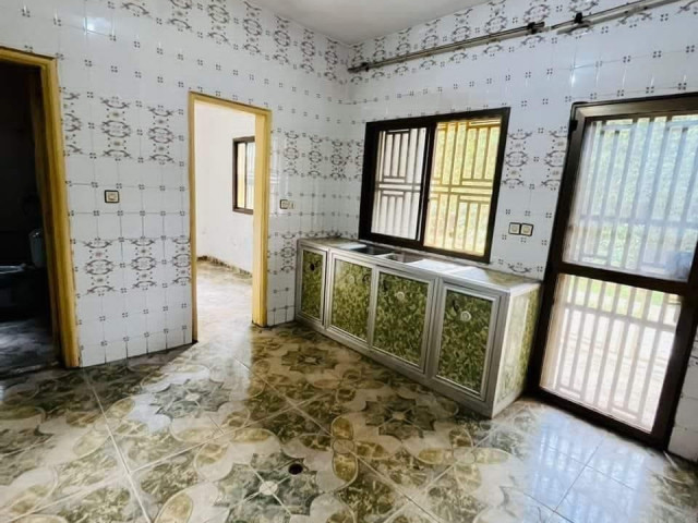Bâtiment à Kipé, Maisons, Conakry