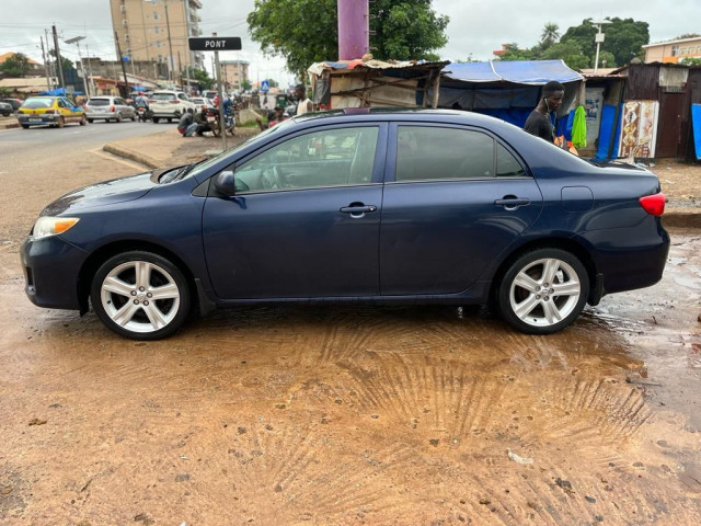 Toyota Corolla, Voitures, Conakry