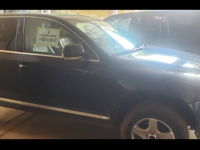 Volkswagen Touareg, Voitures, Conakry