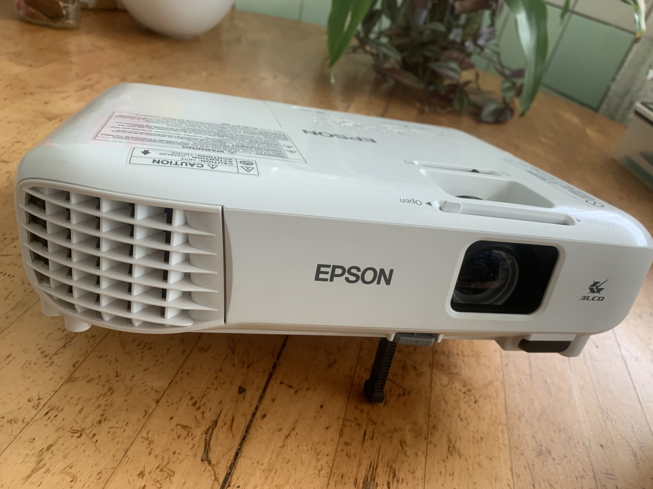 Vidéo Projecteur Epson EB-W05, Électroniques de Bureau, Conakry