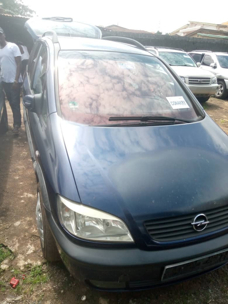 Opel  Zafira, Voitures, Conakry