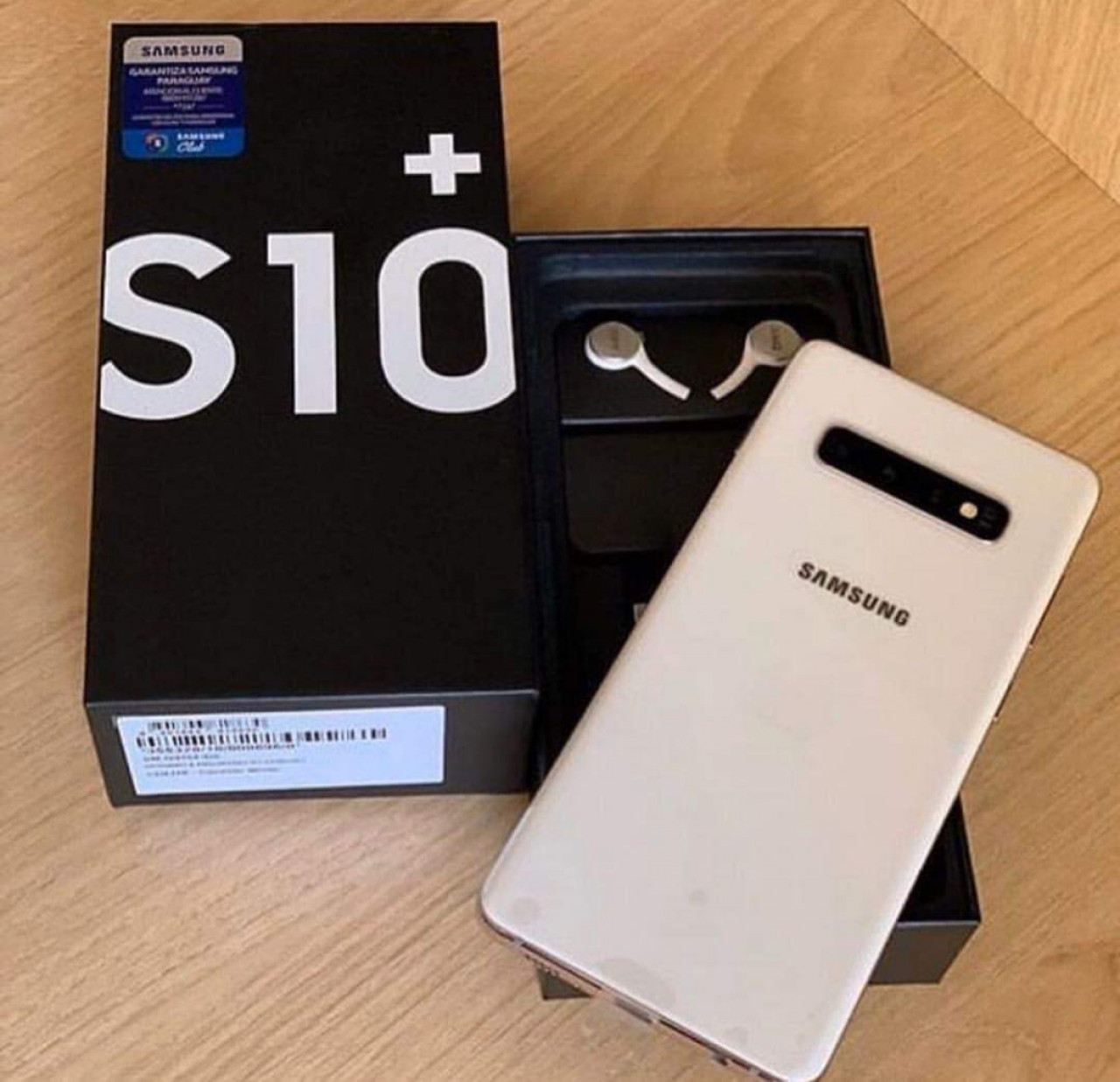 Samsung Galaxy S10+, Téléphones Mobiles, Conakry