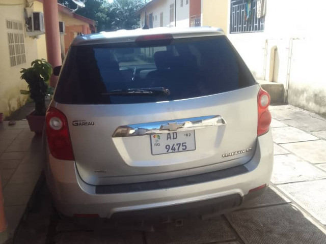 Chevrolet Equinox, Voitures, Conakry