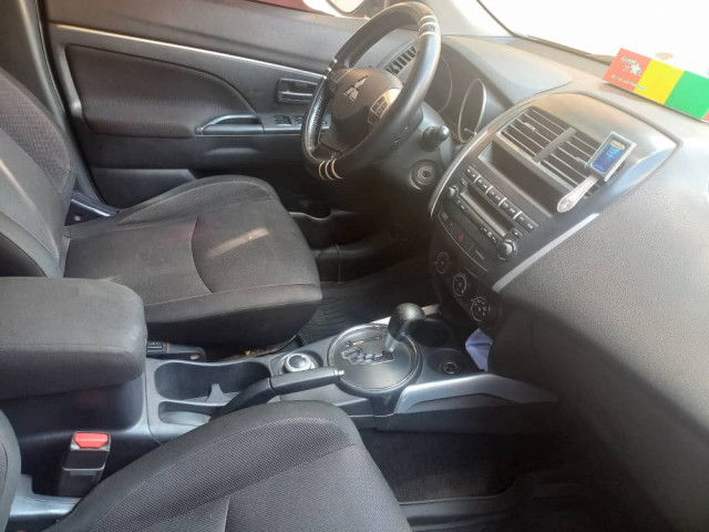 Mitsubishi RVR, Voitures, Conakry
