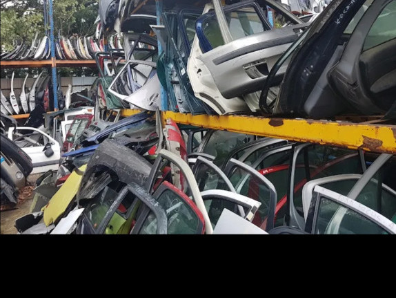 Différentes Pièces détachées, Pièces détachées, Conakry