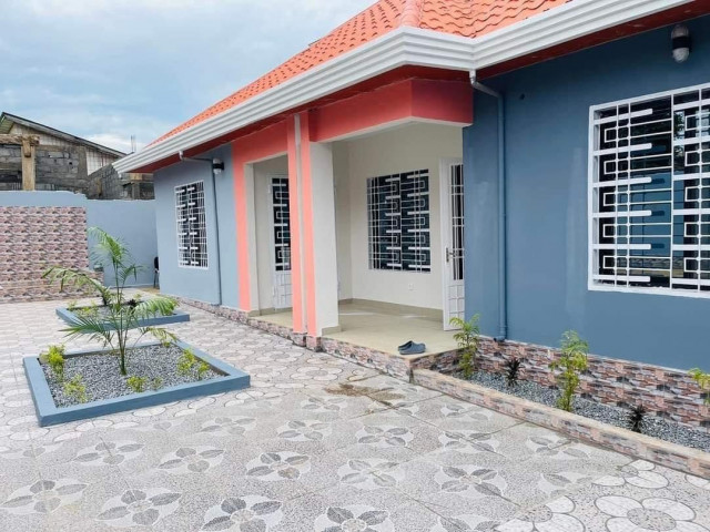 Maison à Kobayah, Maisons, Conakry