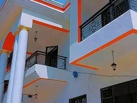 Bâtiment à Lambanyi, Maisons, Conakry