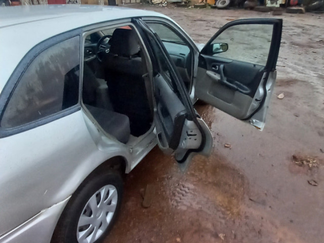Mazda 323, Voitures, Conakry