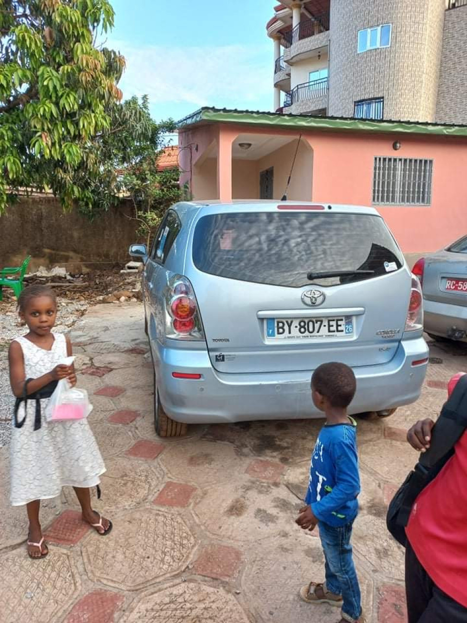 Toyota Corolla Verso, Voitures, Conakry