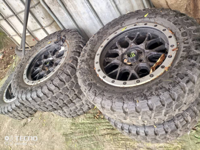 Pneus 🛞 Wrangler, Accessoires Véhicules, Conakry
