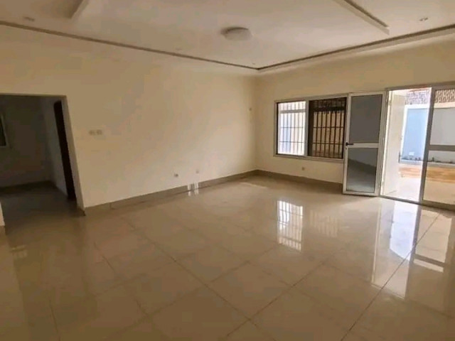 Maison à Keitayah, Maisons, Conakry