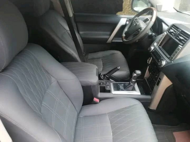 Toyota Land Cruiser Prado, Voitures, Conakry