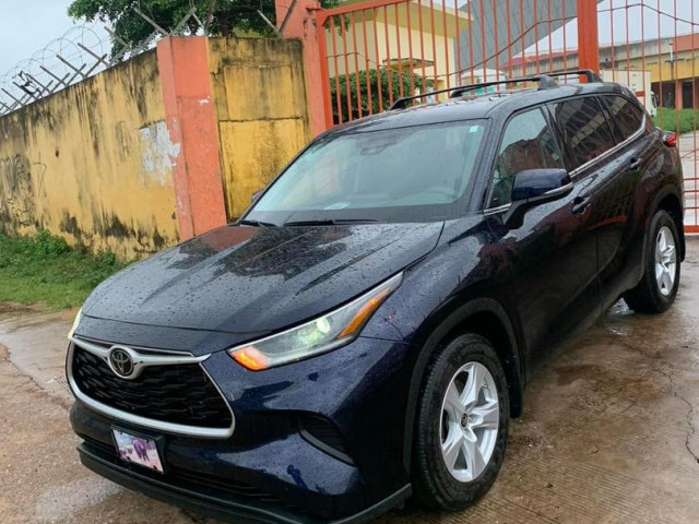 Toyota Highlander, Voitures, Conakry