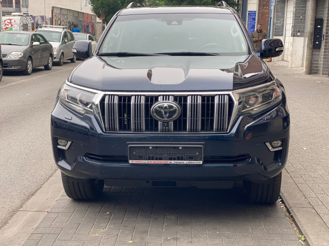 Toyota Land Cruiser Prado, Voitures, Conakry