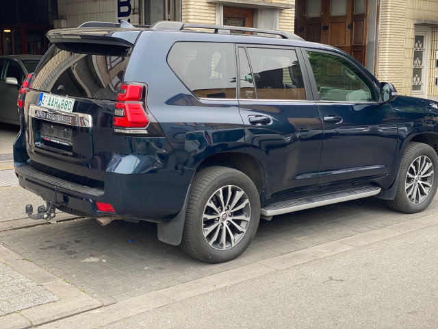 Toyota Land Cruiser Prado, Voitures, Conakry
