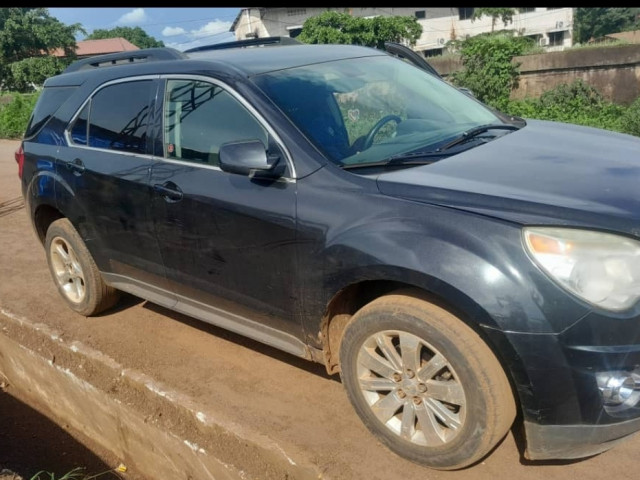 Chevrolet Equinox, Voitures, Conakry