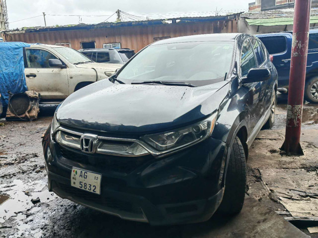 Honda CR-V, Voitures, Conakry
