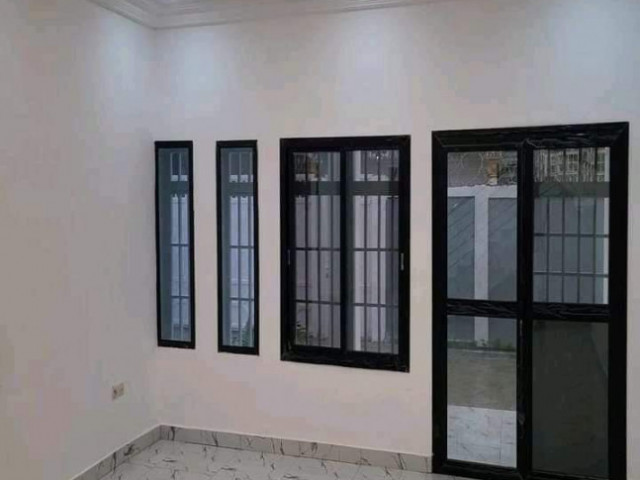 Bâtiment à Keitayah, Maisons, Conakry