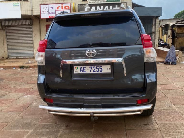 Toyota Land Cruiser Prado TXL, Voitures, Conakry