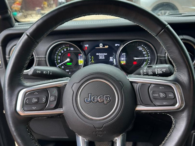 Jeep Wrangler, Voitures, Conakry