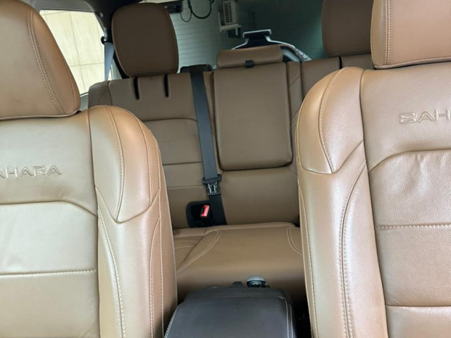 Jeep Wrangler, Voitures, Conakry