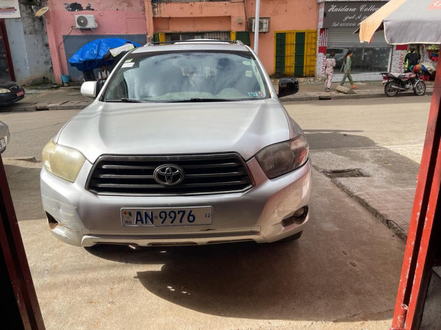 Toyota Highlander, Voitures, Conakry