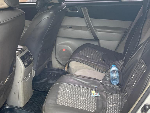 Toyota Highlander, Voitures, Conakry