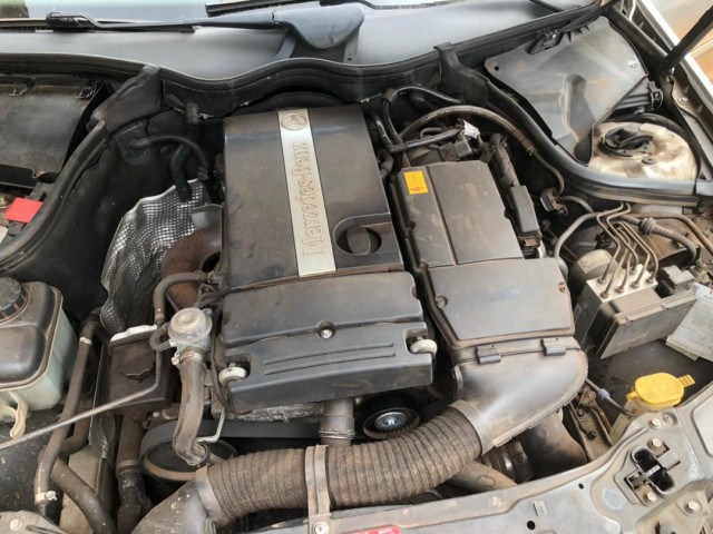 Mercedes-Benz Classe C, Voitures, Conakry