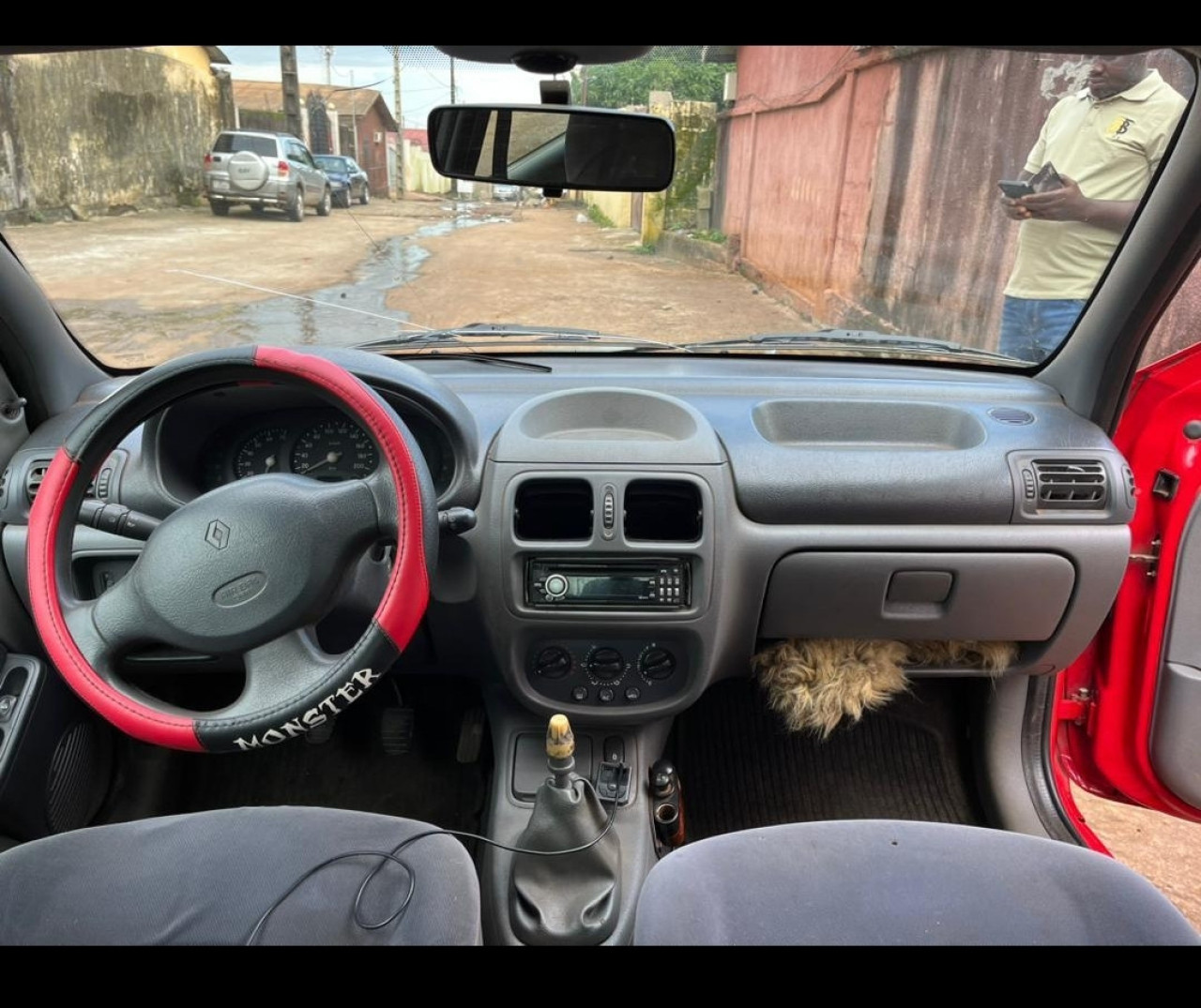 Renault Clio, Voitures, Conakry