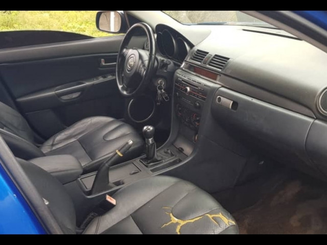 Mazda 3, Voitures, Conakry