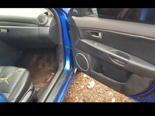 Mazda 3, Voitures, Conakry