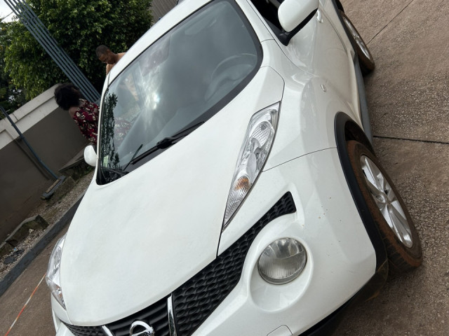 Nissan Juke, Voitures, Conakry