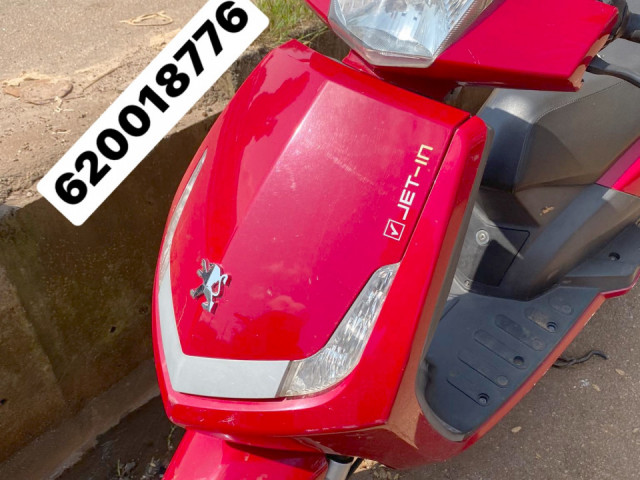 Scooter Peugeot Kisbee, Motos - Scooters, Conakry