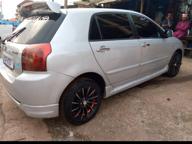 Toyota Corolla, Voitures, Conakry