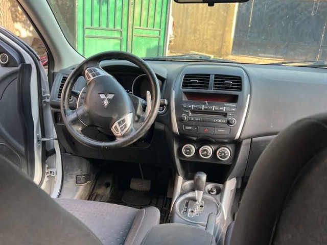 Mitsubishi RVR, Voitures, Conakry