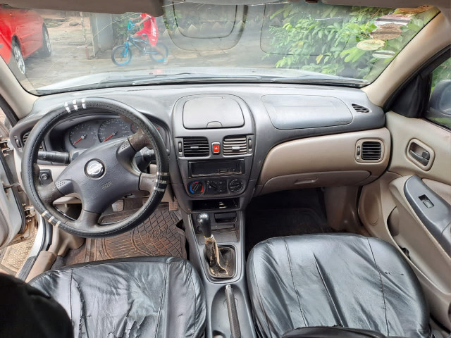 Nissan Almera, Voitures, Conakry