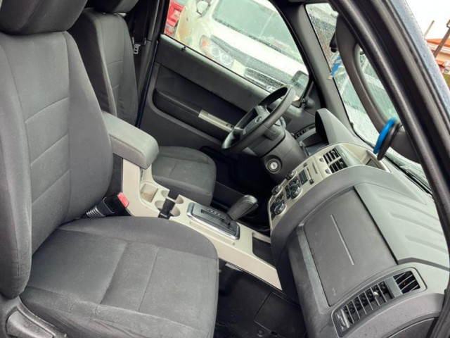 Ford Escape, Voitures, Conakry
