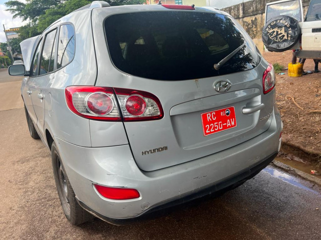 Hyundai Santa Fe, Voitures, Conakry