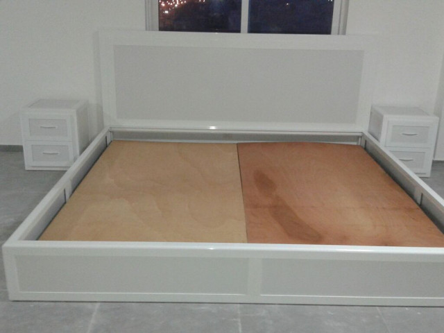 Lit en Aluminium, Lits - Fauteuils, Conakry