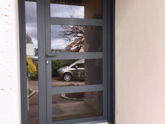 Porte en Aluminium, Portes - Fenêtres, Conakry