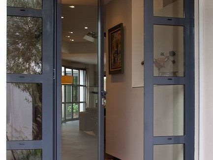 Porte en Aluminium, Portes - Fenêtres, Conakry