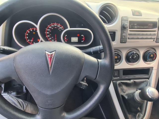Pontiac Vibe, Voitures, Conakry