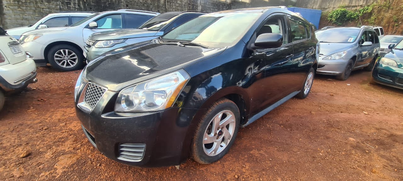 Pontiac Vibe, Voitures, Conakry