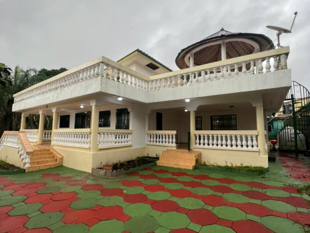 Maison à Kipé, Maisons, Conakry