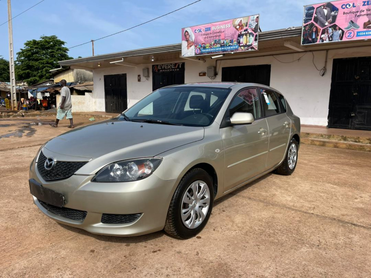 Mazda 3, Voitures, Conakry
