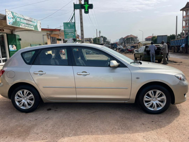 Mazda 3, Voitures, Conakry
