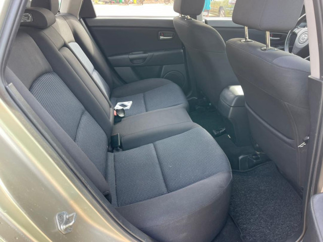 Mazda 3, Voitures, Conakry
