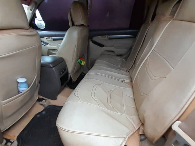 Toyota Land Cruiser Prado, Voitures, Conakry